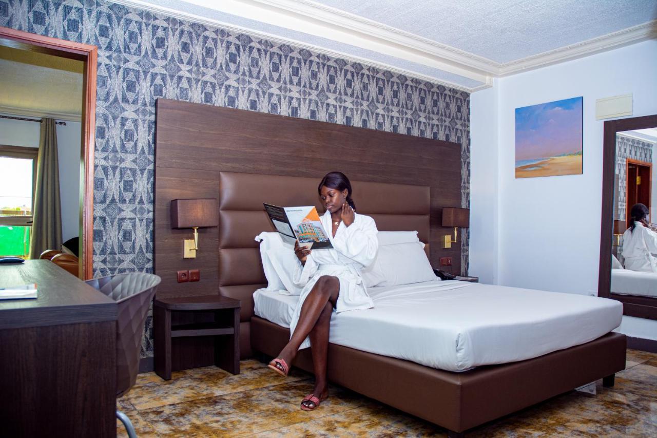 New Heaven Hotel Yaoundé エクステリア 写真