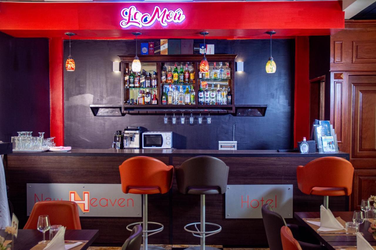 New Heaven Hotel Yaoundé エクステリア 写真