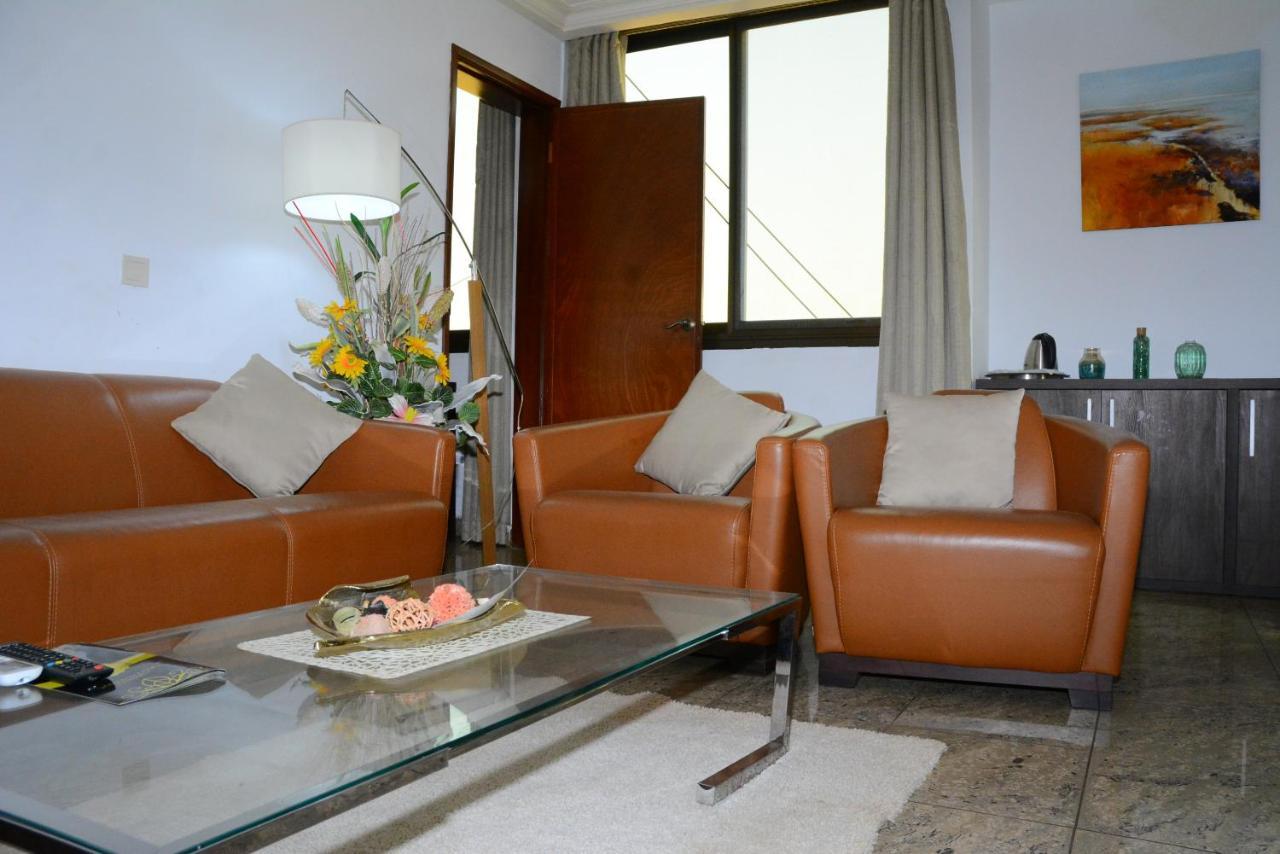 New Heaven Hotel Yaoundé エクステリア 写真